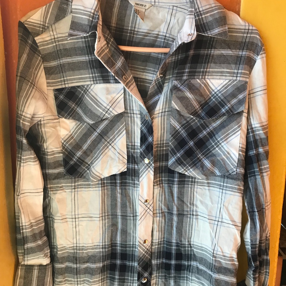 Flannel - Picture 1 of 3